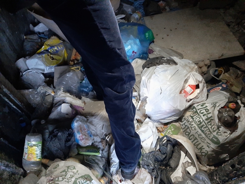 «Каждый год пожары»: заброшенный квартал на Магнитогорской стал прибежищем подростков