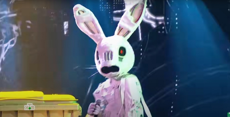 Туриченко раскрыл предполагаемого участника в костюме Зайца на шоу «Маска»