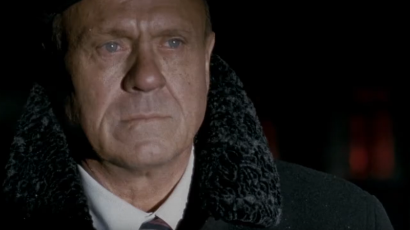 Убитая горем Меньшова написала послание умершему отцу