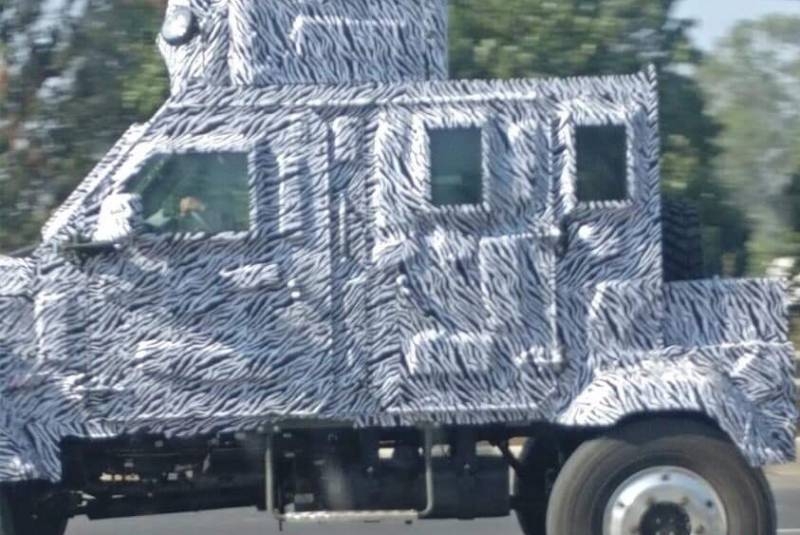 В Индии показаны армейские автомобили Tata LSV в необычном камуфляже