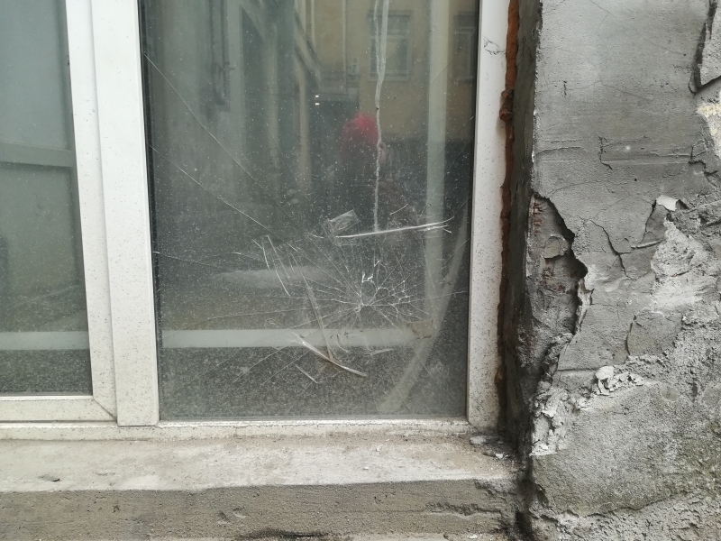 Жилкомсервис пообещал избавить двор дома на Литейном от крыс